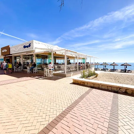 A 900 M De La Playa Y Con Vistas Al Mar En Apartamento