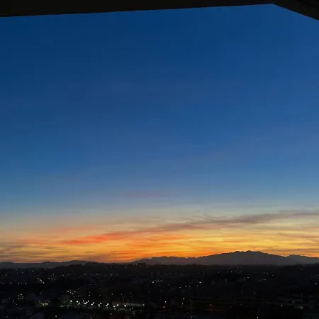 Apartamento A 900 M De La Playa Y Con Vistas Al Mar En *