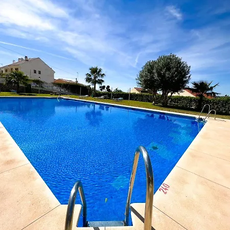 A 900 M De La Playa Y Con Vistas Al Mar En Apartment Fuengirola