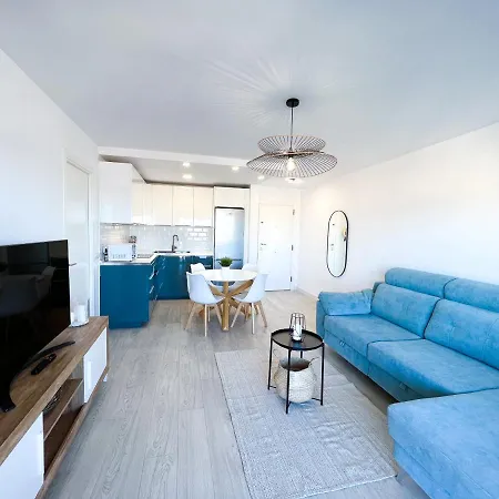 A 900 M De La Playa Y Con Vistas Al Mar En Apartment Fuengirola