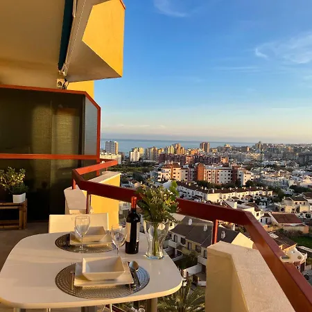 A 900 M De La Playa Y Con Vistas Al Mar En Apartment